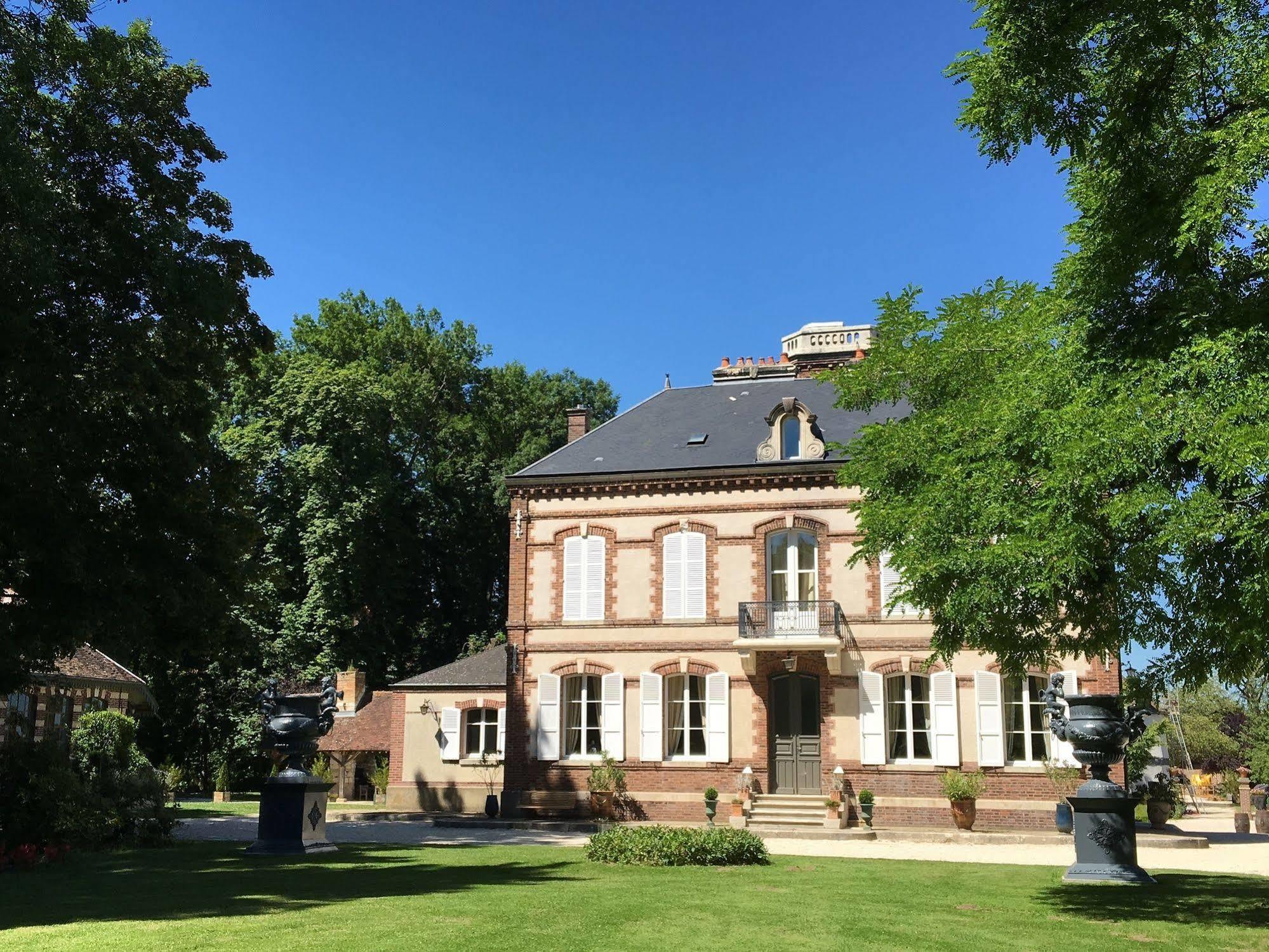 Chateau De Montabert Montaulin Ngoại thất bức ảnh