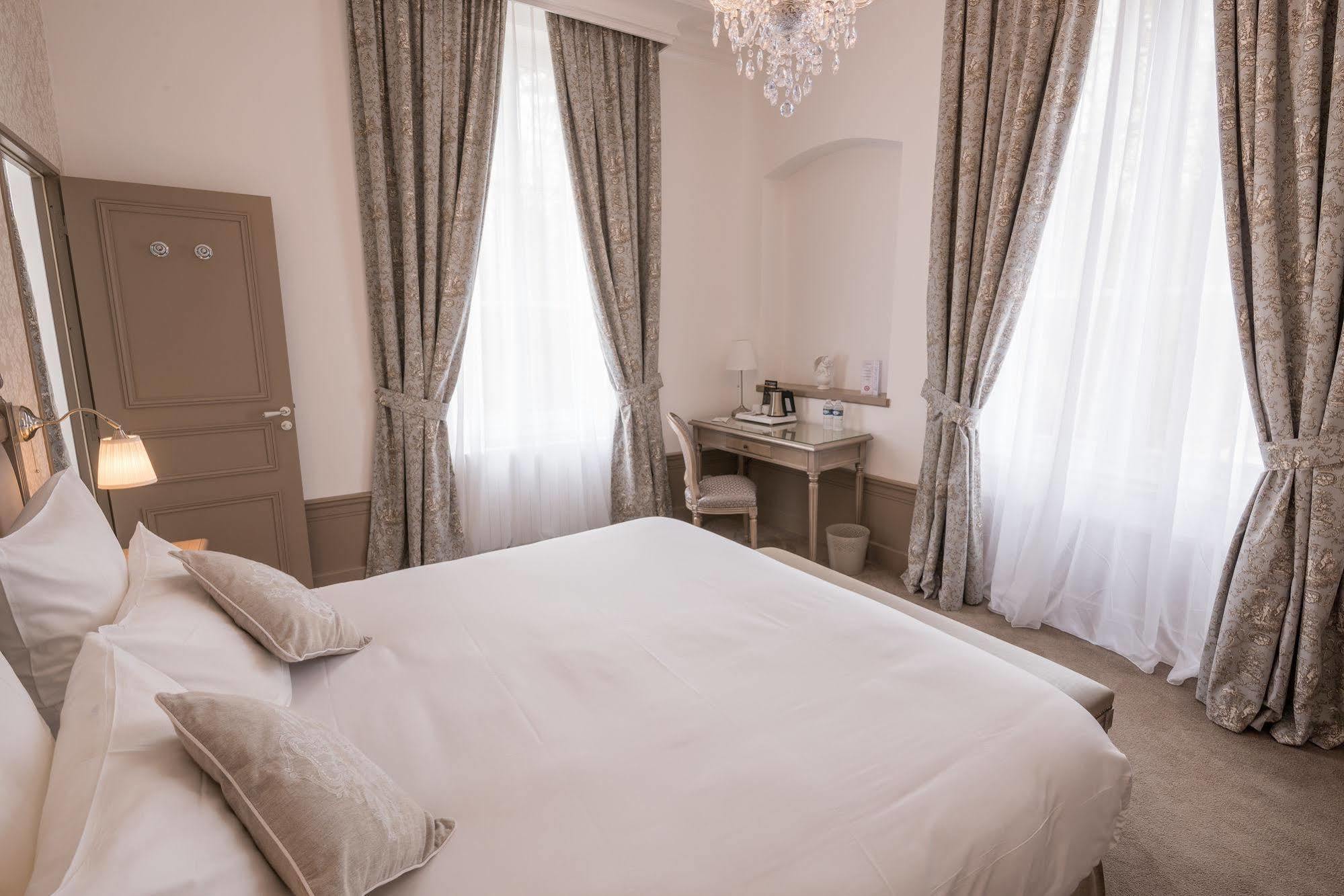 Chateau De Montabert Montaulin Ngoại thất bức ảnh